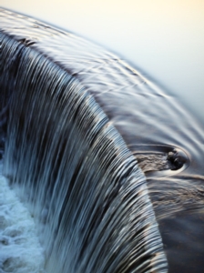 acqua-corso-irrigazione-diga-by-igor-kolos-fotolia-750x559